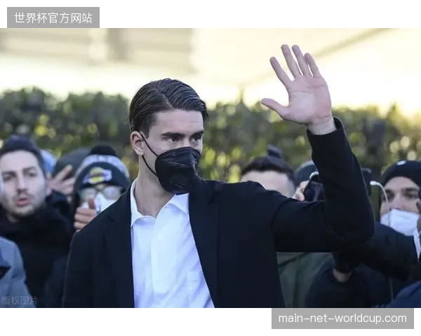 泽卡锋线支点价值受疑，泰山队夏窗或将引入强力中锋调整战术体系